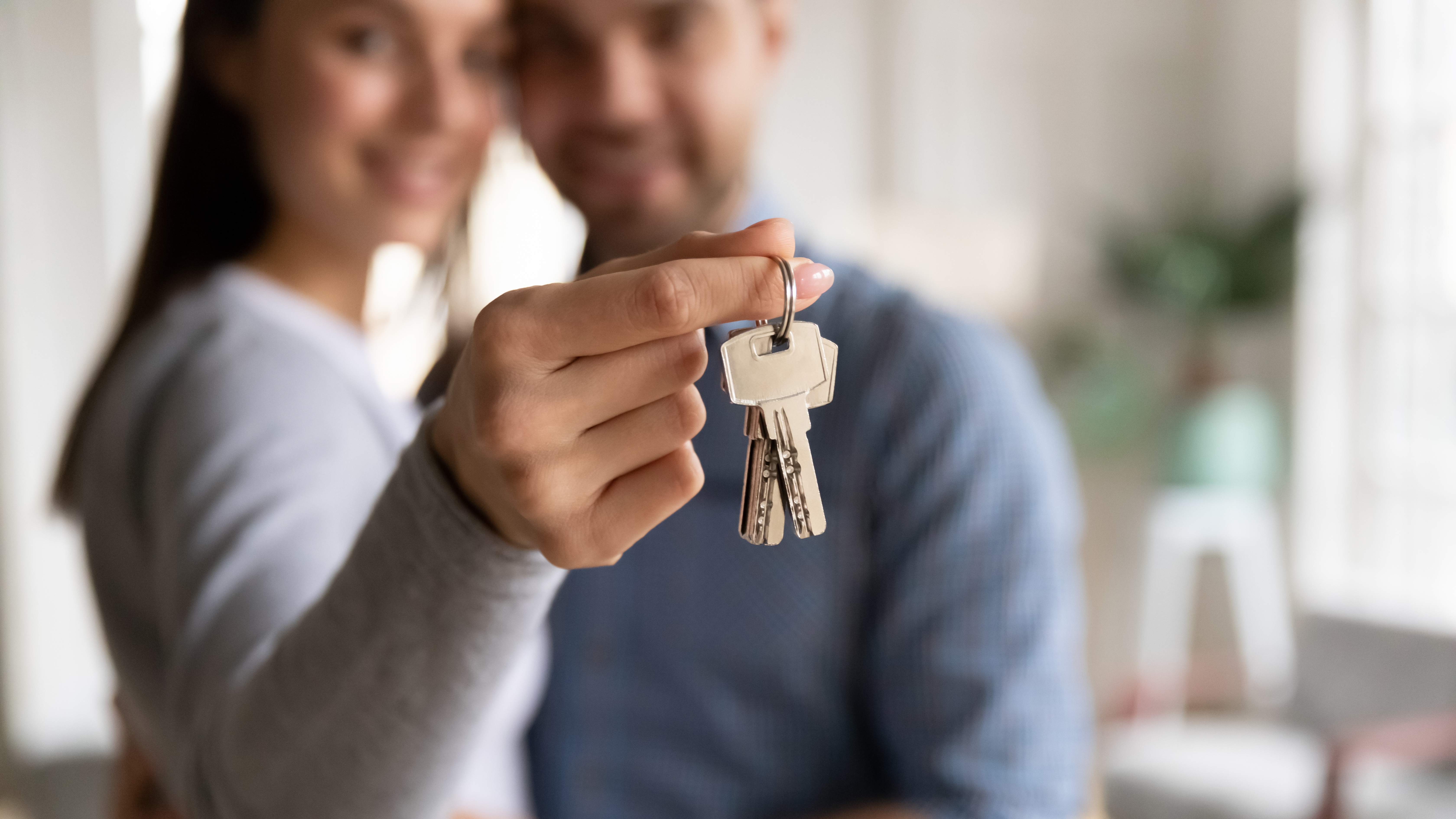 Person holding keys