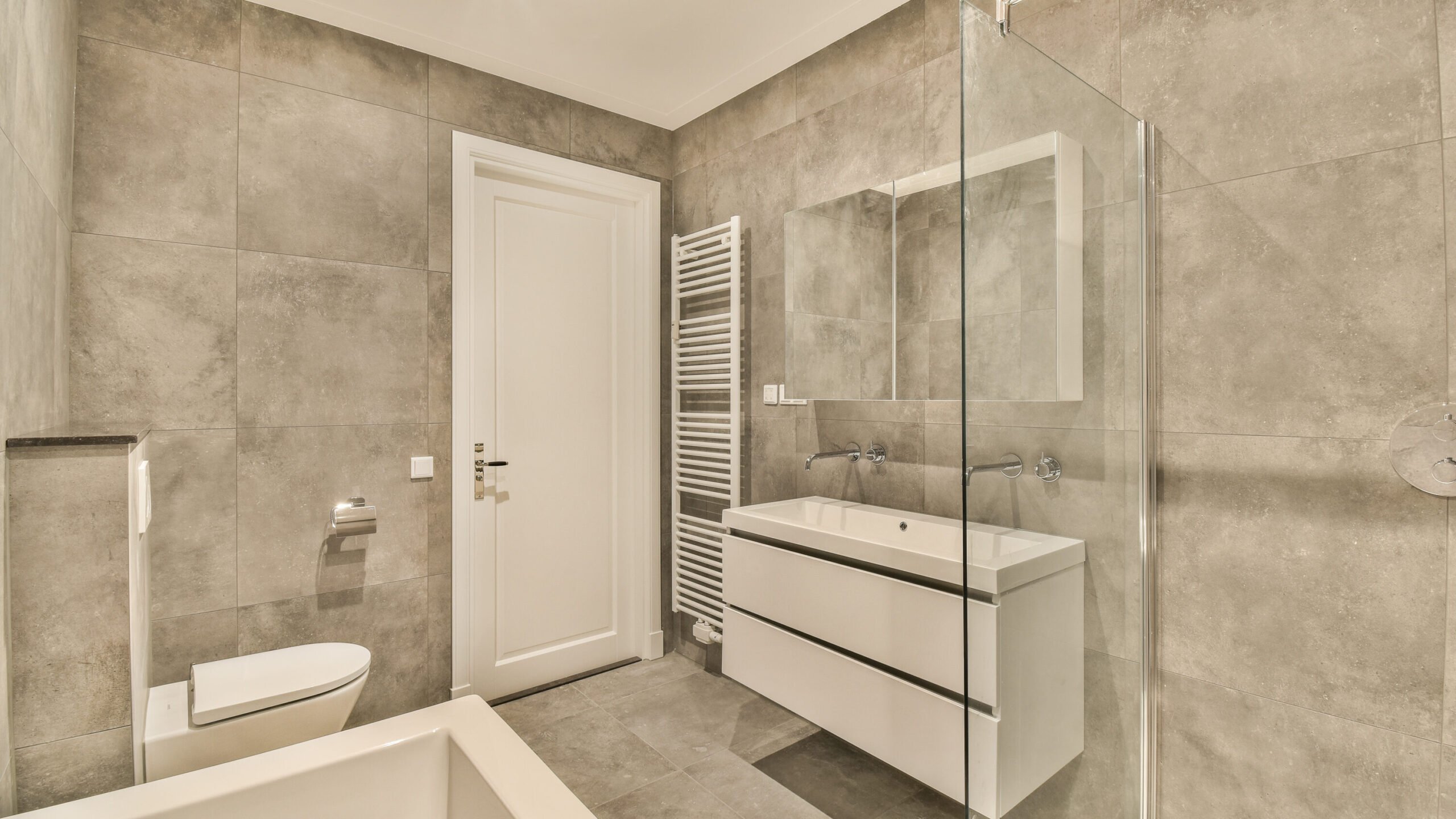 Clean guest bathroom