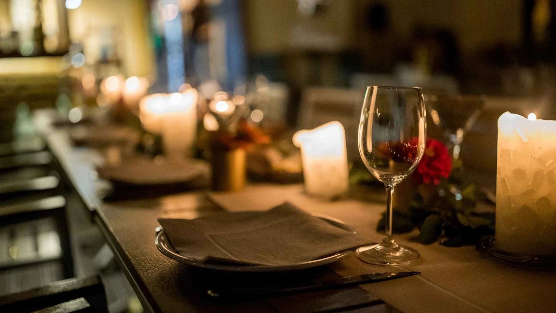 Fine dining table