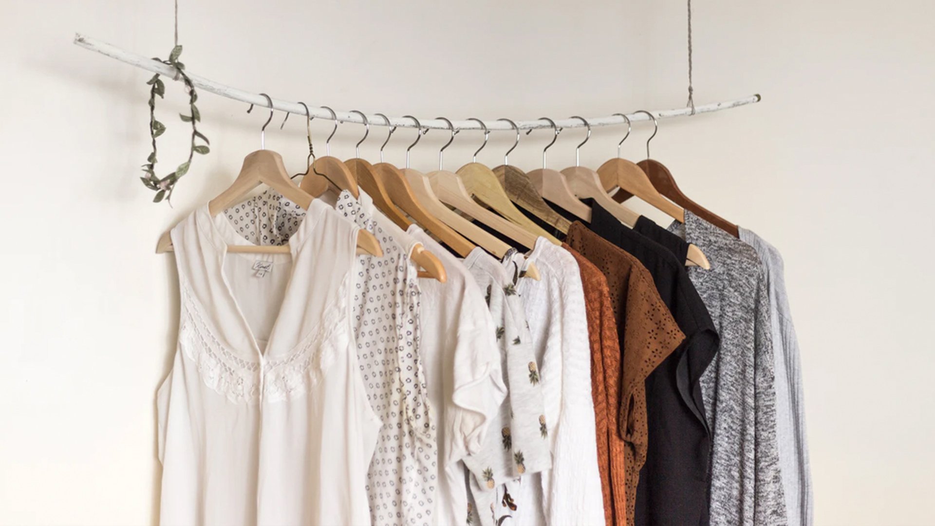 Minimalist wardrobe