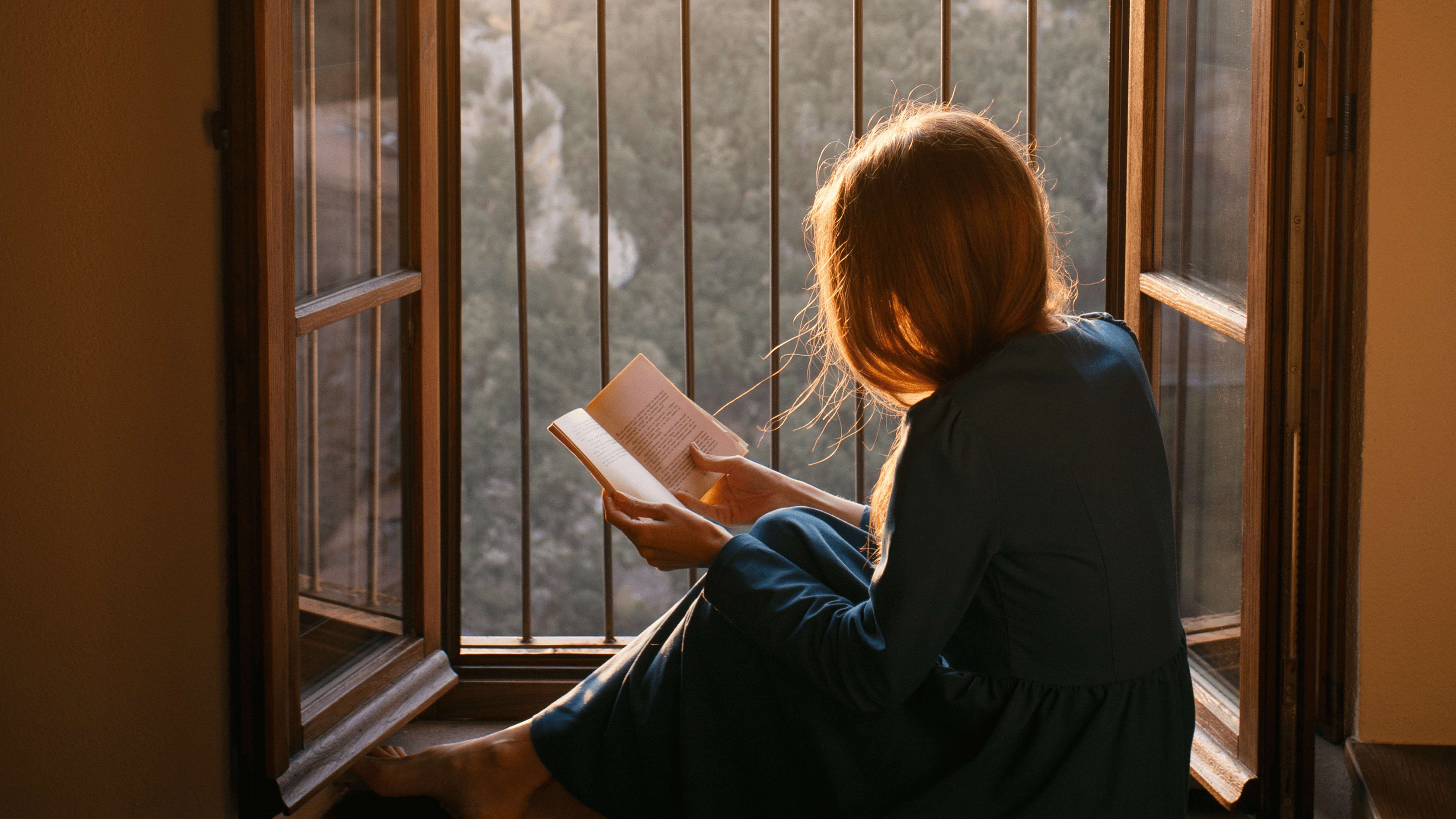 Person reading alone