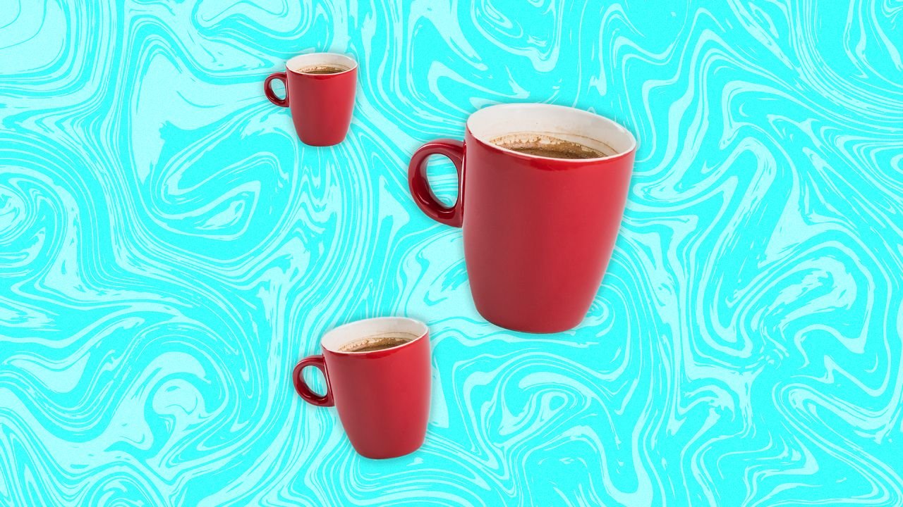 Washing coffee mug